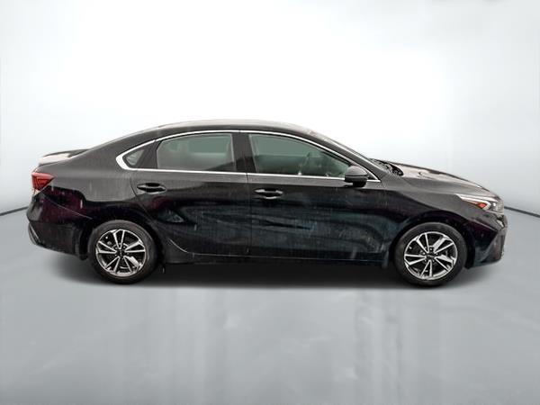 kia Forte 2023 - 8