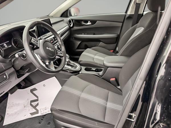 kia Forte 2023 - 13