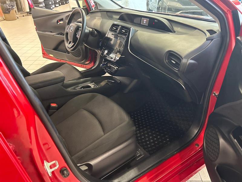 toyota Prius 2019 - 13
