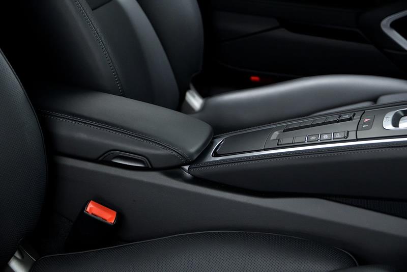 porsche 718 Cayman 2025 - 18