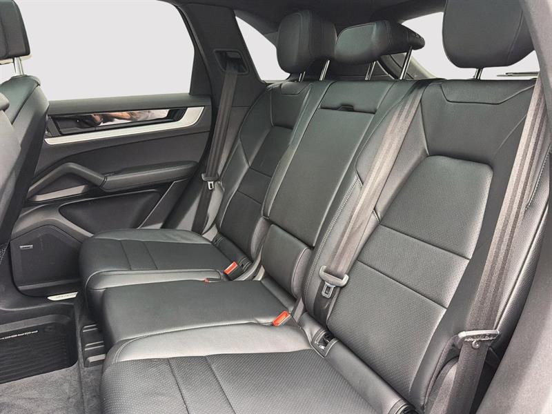 porsche Cayenne 2024 - 26