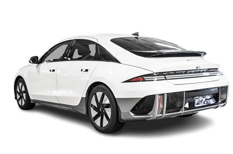 2024 Hyundai Ioniq - Image 10