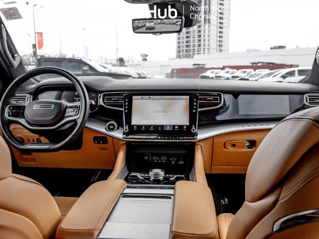 jeep Grand Wagoneer L 2023 - 13