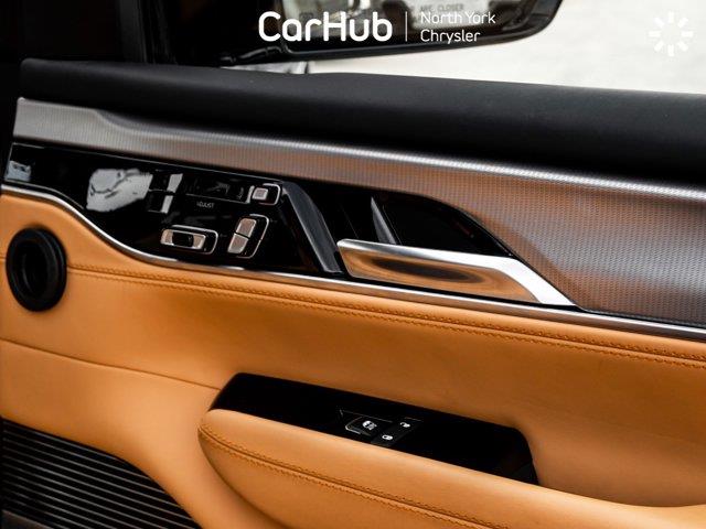 jeep Grand Wagoneer L 2023 - 17