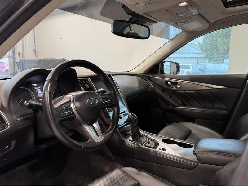 infiniti Q50 2018 - 10