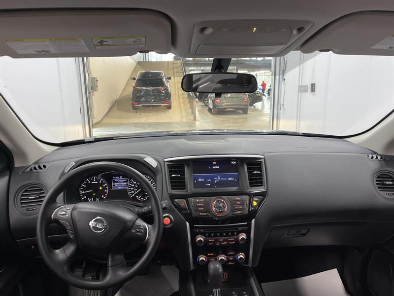 nissan Pathfinder 2020 - 22