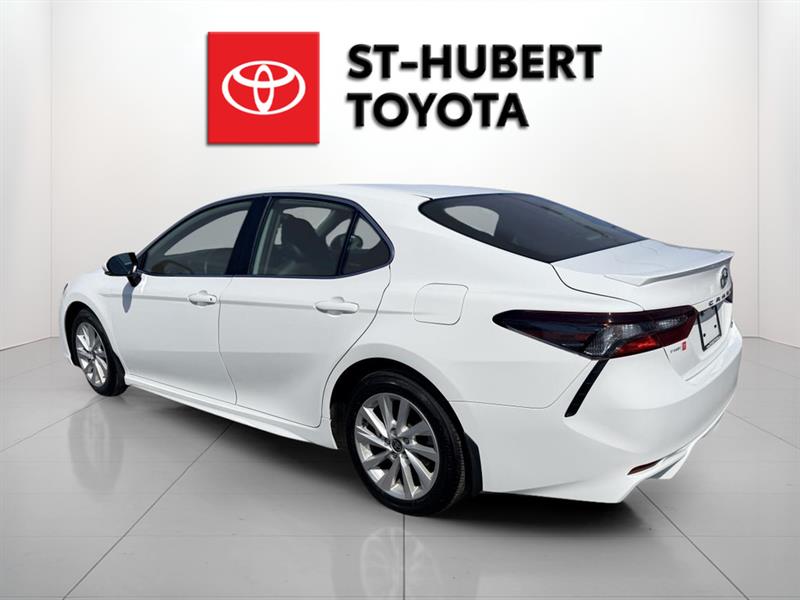 toyota Camry 2021 - 3