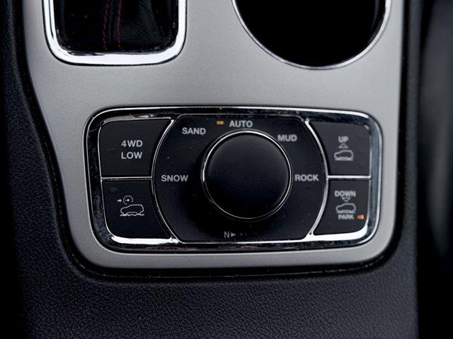 jeep Grand Cherokee 2018 - 23