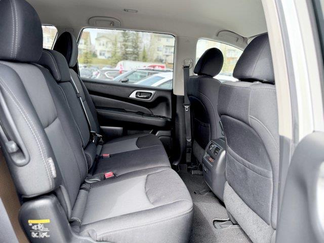 nissan Pathfinder 2020 - 26