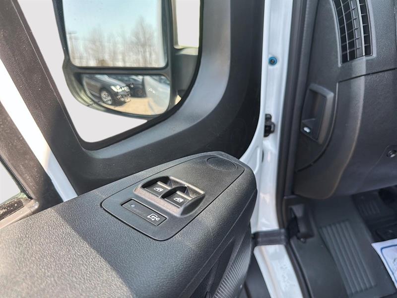 ram PROMASTER FOURGONNETTE UTILITAIRE 2026 - 18