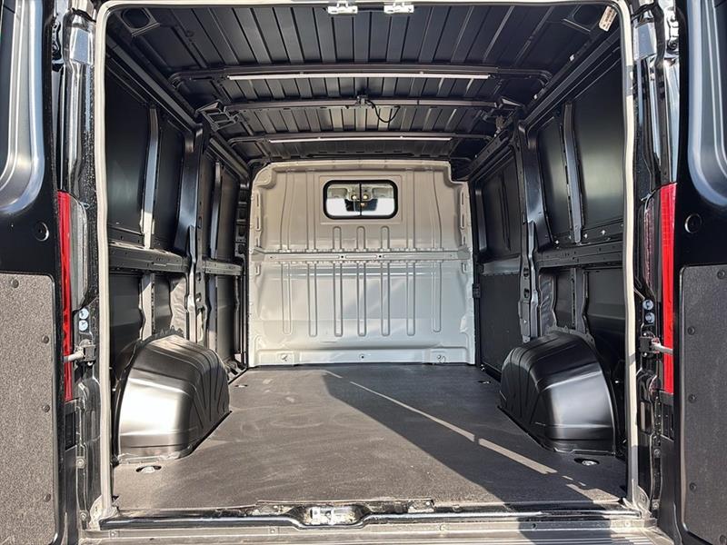 ram ProMaster fourgonnette utilitaire 2025 - 9