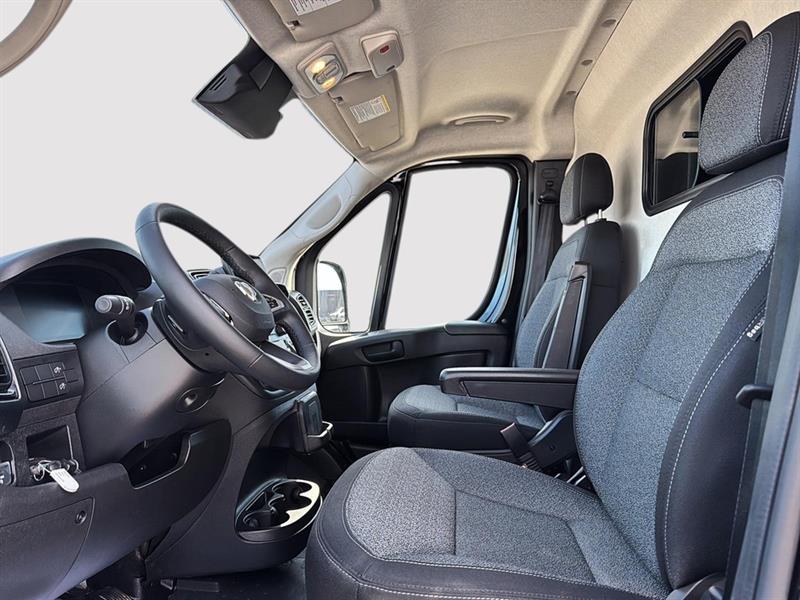 ram ProMaster fourgonnette utilitaire 2025 - 18