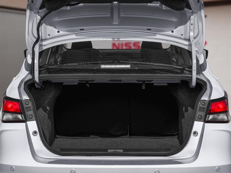 nissan Versa 2025 - 7