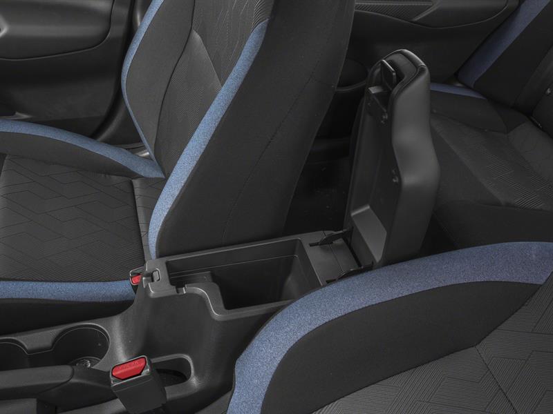 nissan Versa 2025 - 10