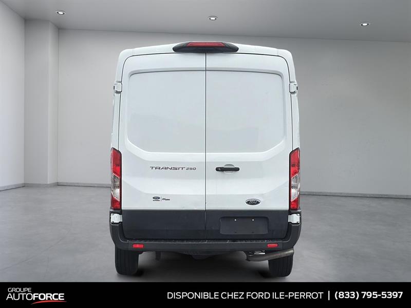 ford Transit fourgon utilitaire 2022 - 3