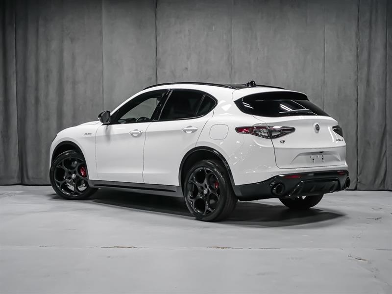 alfa romeo Stelvio 2025 - 4