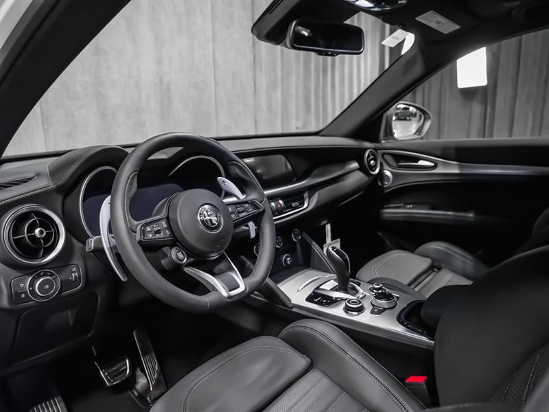 alfa romeo Stelvio 2025 - 12