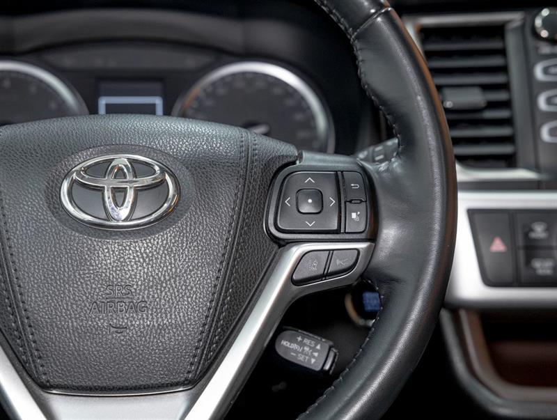 toyota Highlander 2019 - 16