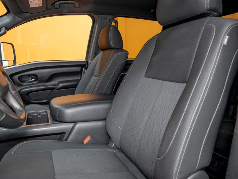 nissan Titan 2019 - 10