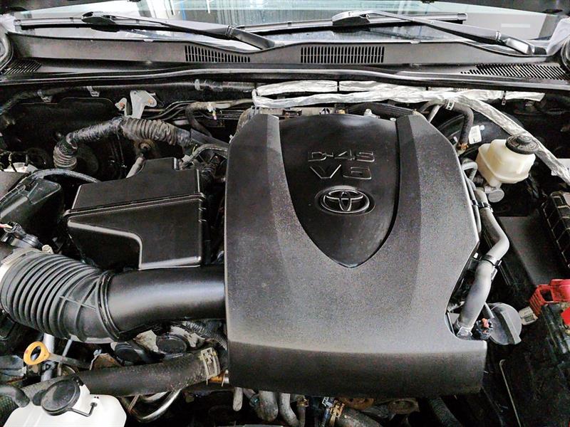 toyota Tacoma 2018 - 8