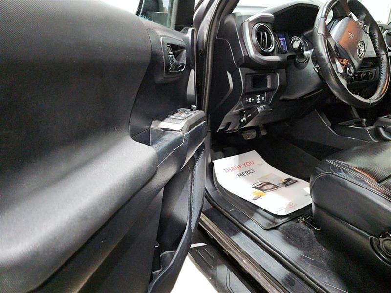 toyota Tacoma 2018 - 11