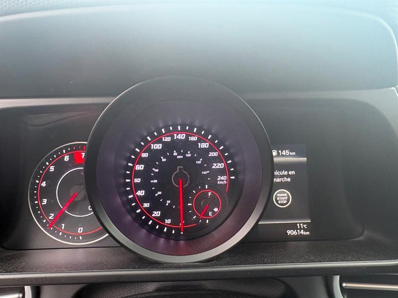 hyundai Elantra 2022 - 2