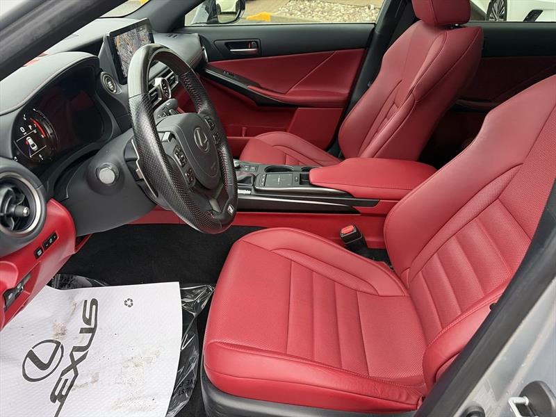 lexus IS 2022 - 19