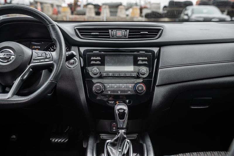 nissan Rogue 2017 - 32