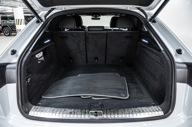 audi Q8 2023 - 12