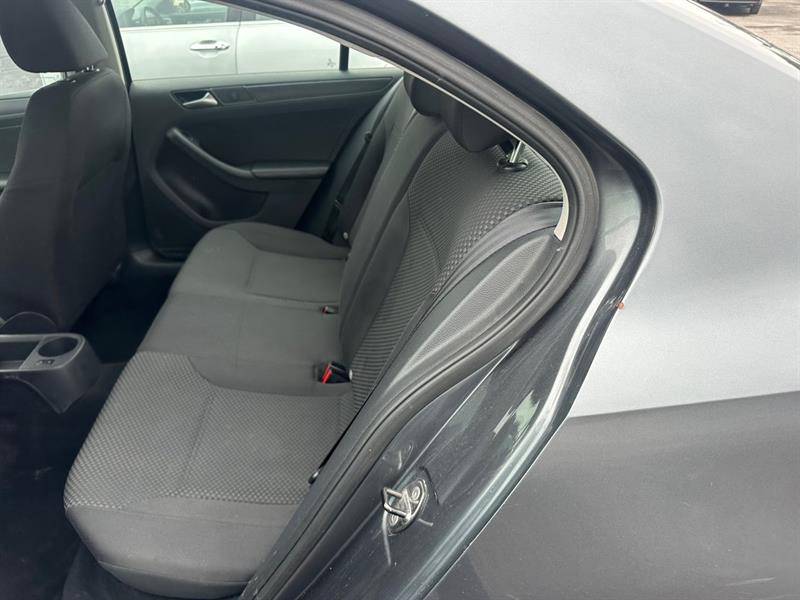 volkswagen Jetta Sedan 2014 - 6