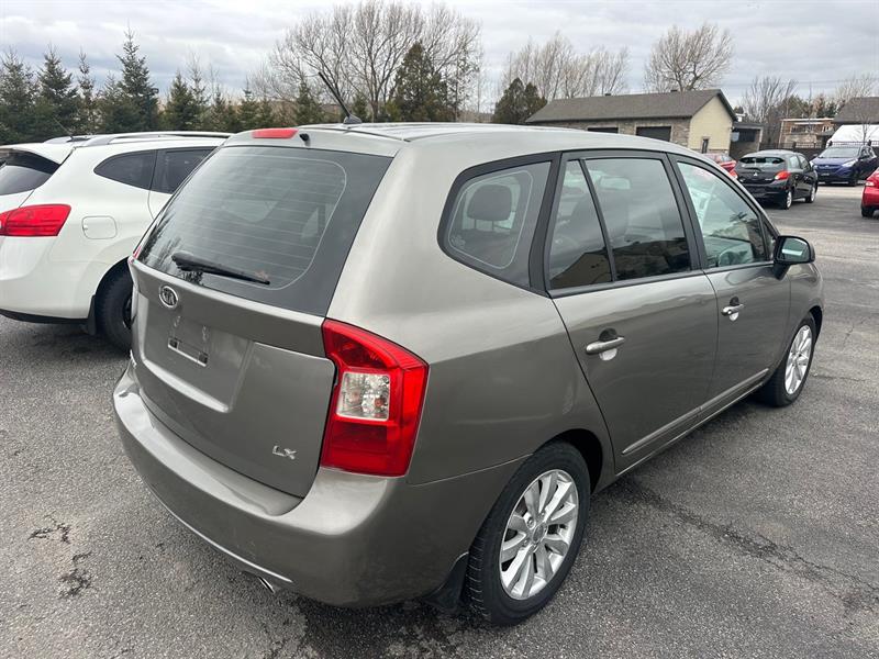 Kia Rondo 3