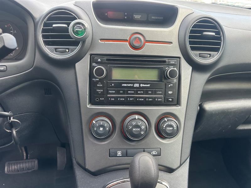 Kia Rondo 7