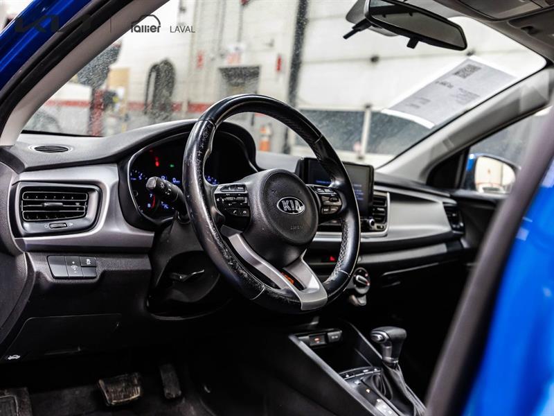 2021 Kia Rio - Image 16