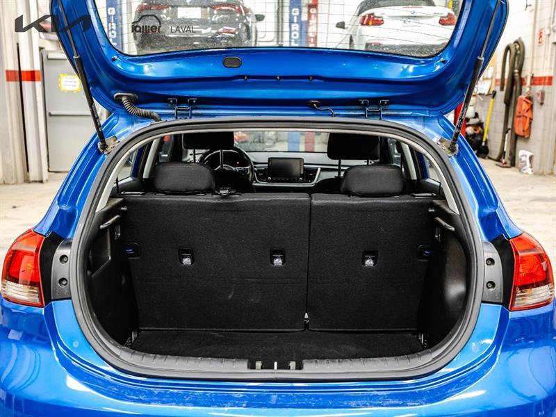 2021 Kia Rio - Image 22