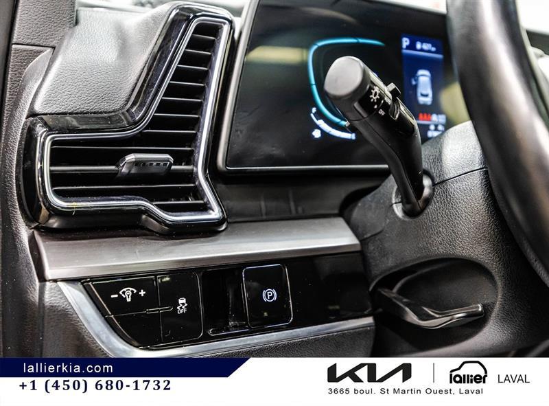 2023 Kia Sportage - Image 15