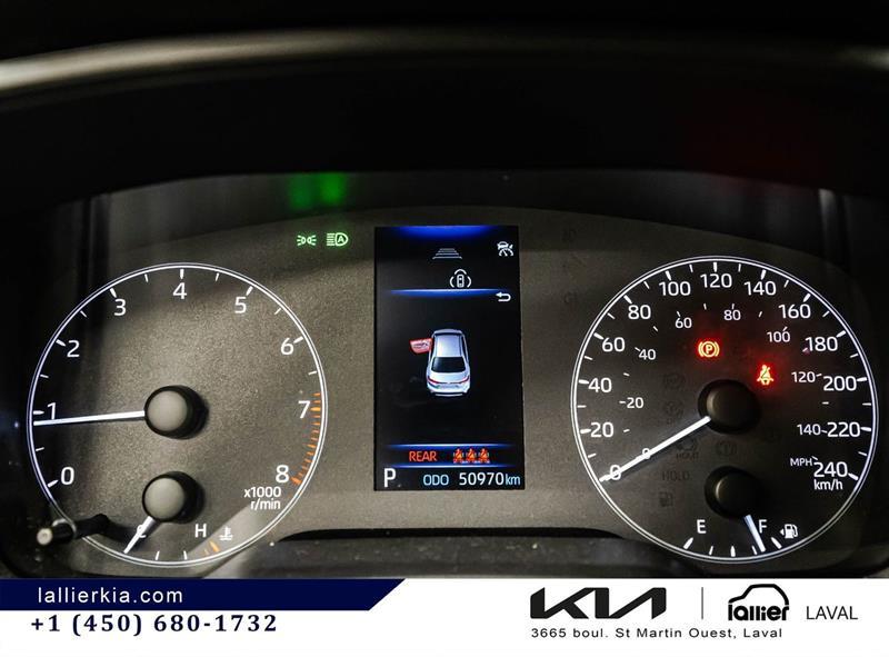 2025 Toyota Corolla - Image 17