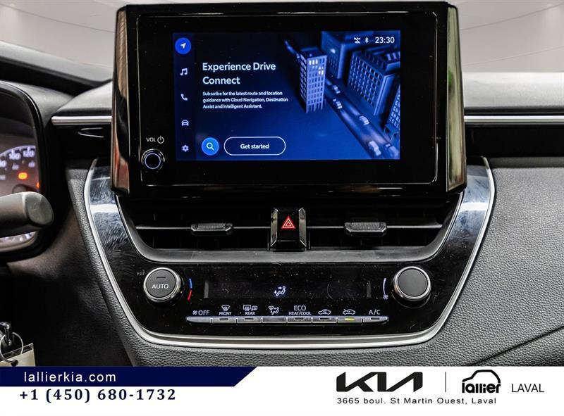 2025 Toyota Corolla - Image 18