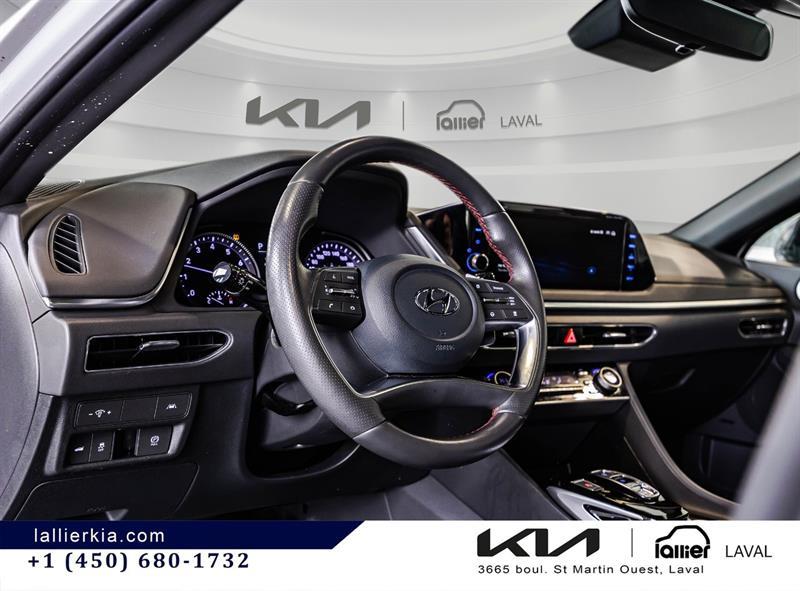 2023 Hyundai Sonata - Image 18