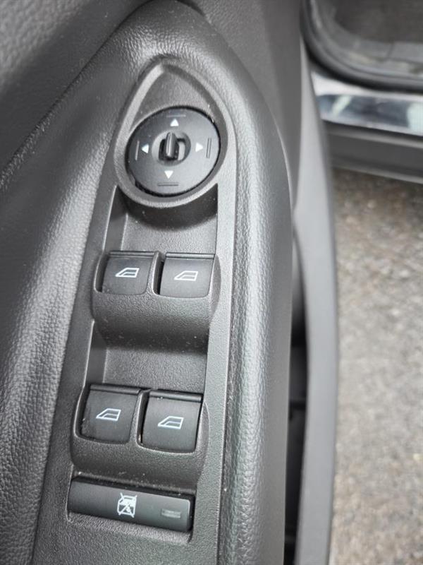 2018 Ford Escape - Image 17