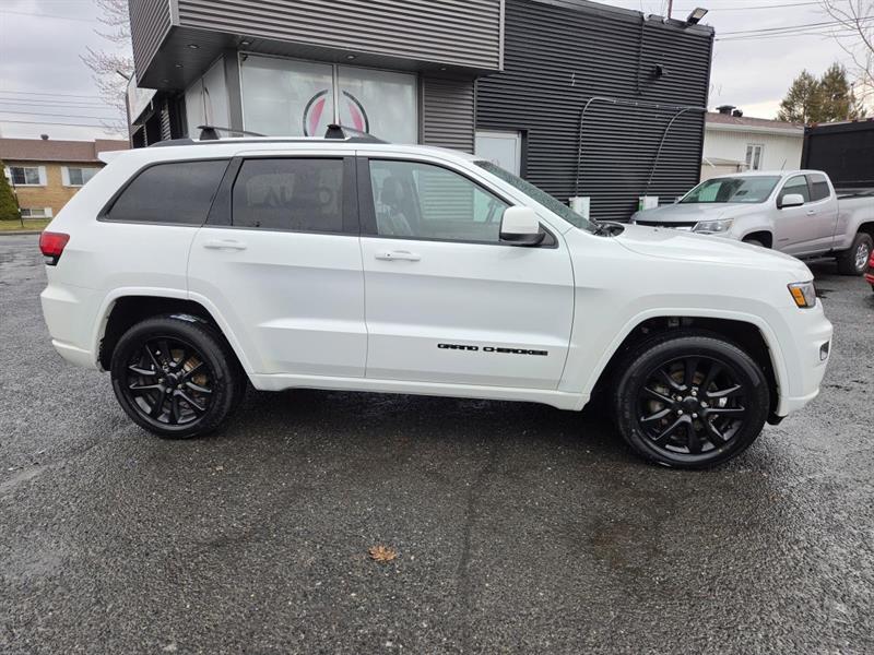 2019 Jeep Grand Cherokee - Image 9