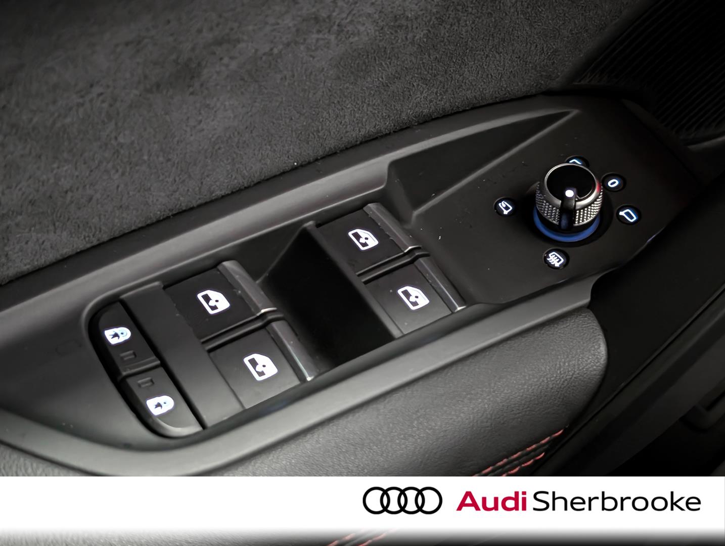 audi SQ5 2024 - 24