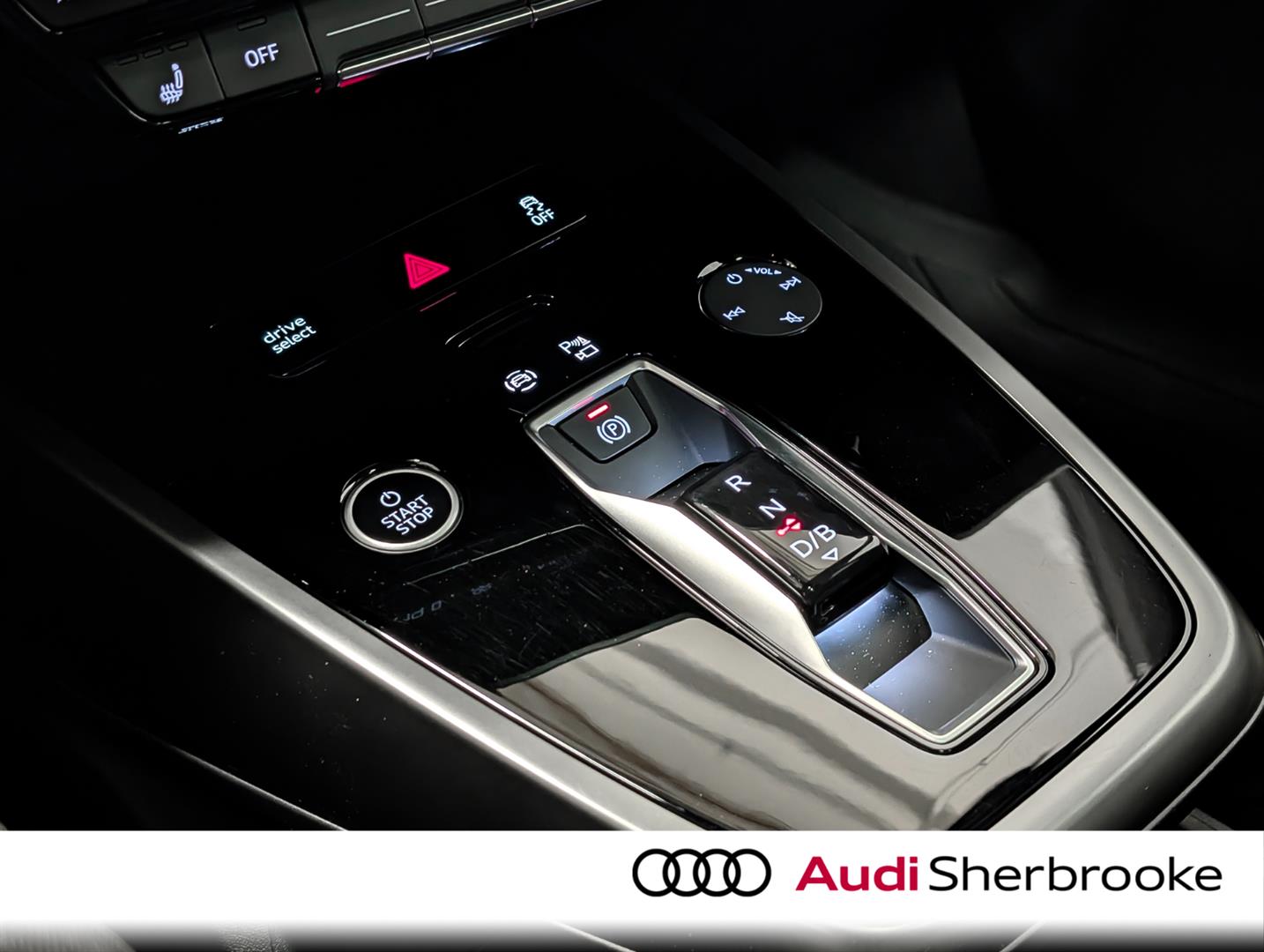 audi Q4 e-tron 2025 - 15