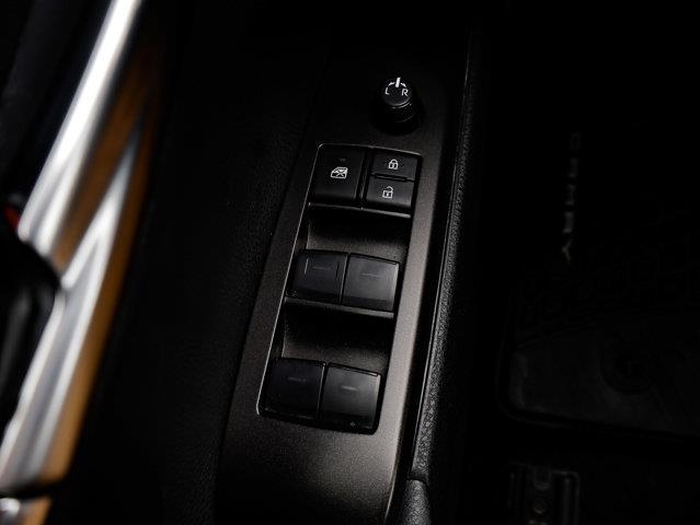 toyota Camry 2024 - 17