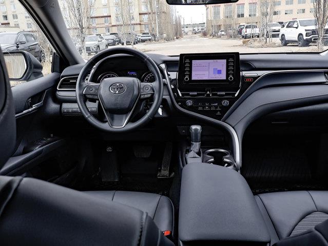 toyota Camry 2024 - 26