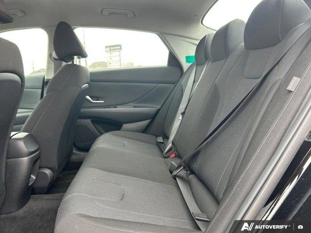 hyundai Elantra 2024 - 26