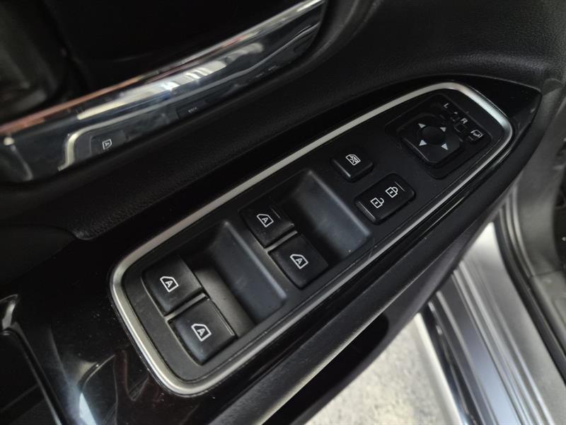 mitsubishi Outlander 2019 - 13