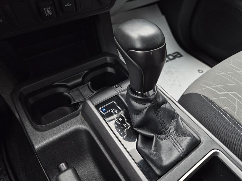 toyota Tacoma 2023 - 23
