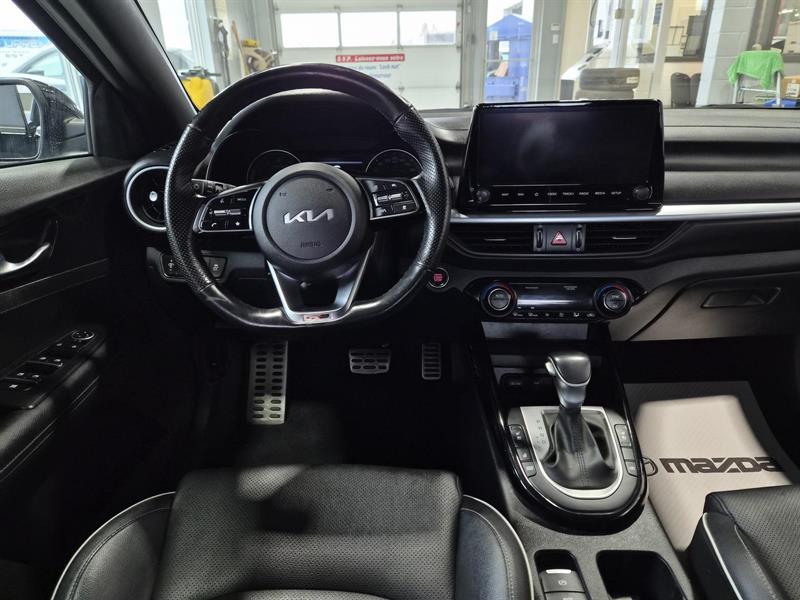 kia Forte 2023 - 11
