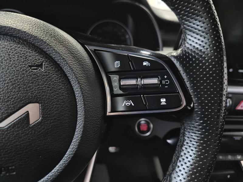 kia Forte 2023 - 17