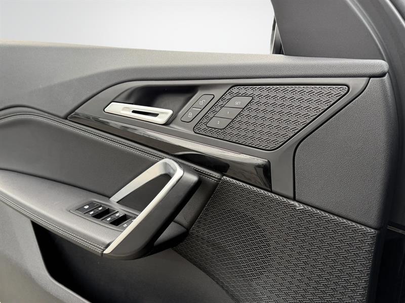 bmw X1 2023 - 18